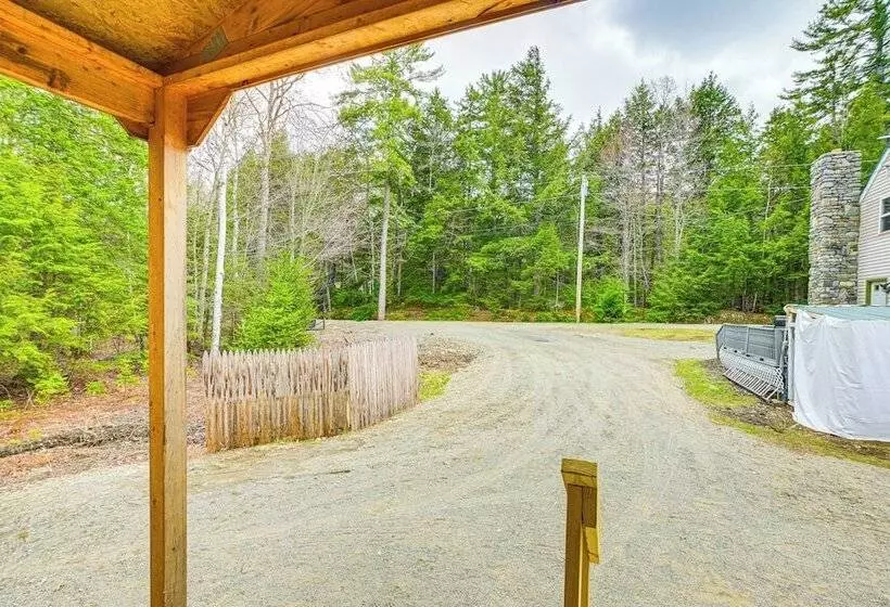 Cozy Brownville Cabin: 2 Mi To Schoodic Lake!