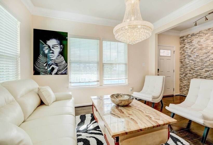 Game Room + Gym: Downtown Dc Home!