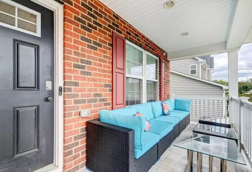 Game Room + Gym: Downtown Dc Home!