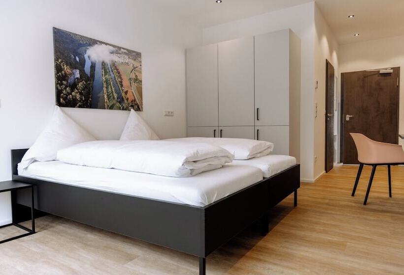 Heufeldboardinghouse