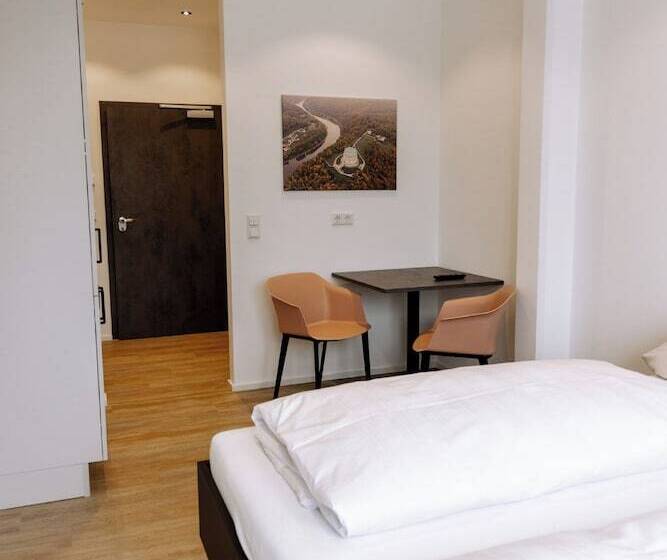 Heufeldboardinghouse