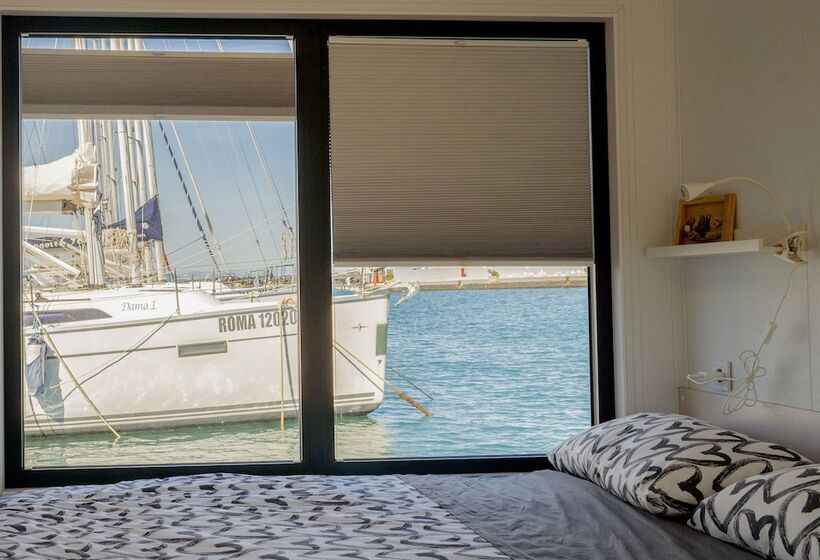 호텔 Almalo Floating House   Casa Galleggiante