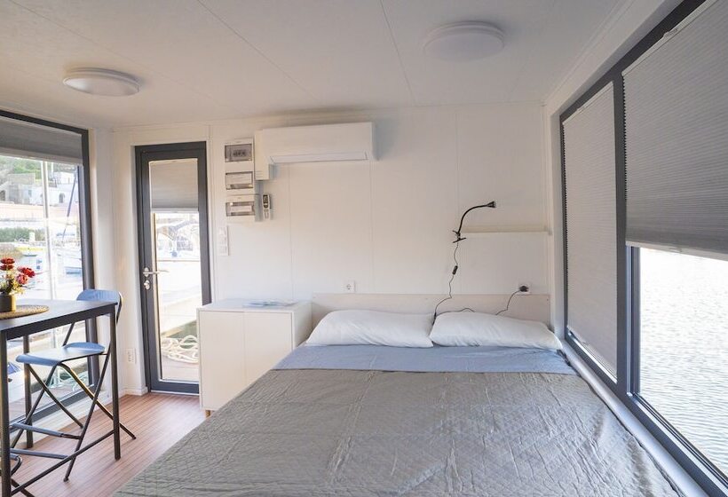 호텔 Almalo Floating House   Casa Galleggiante