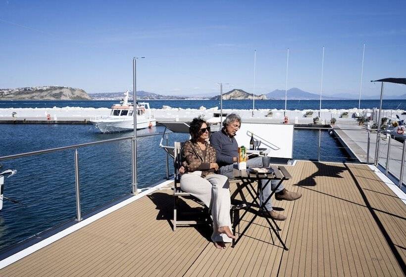 호텔 Almalo Floating House   Casa Galleggiante