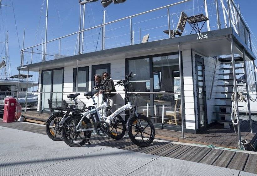 호텔 Almalo Floating House   Casa Galleggiante