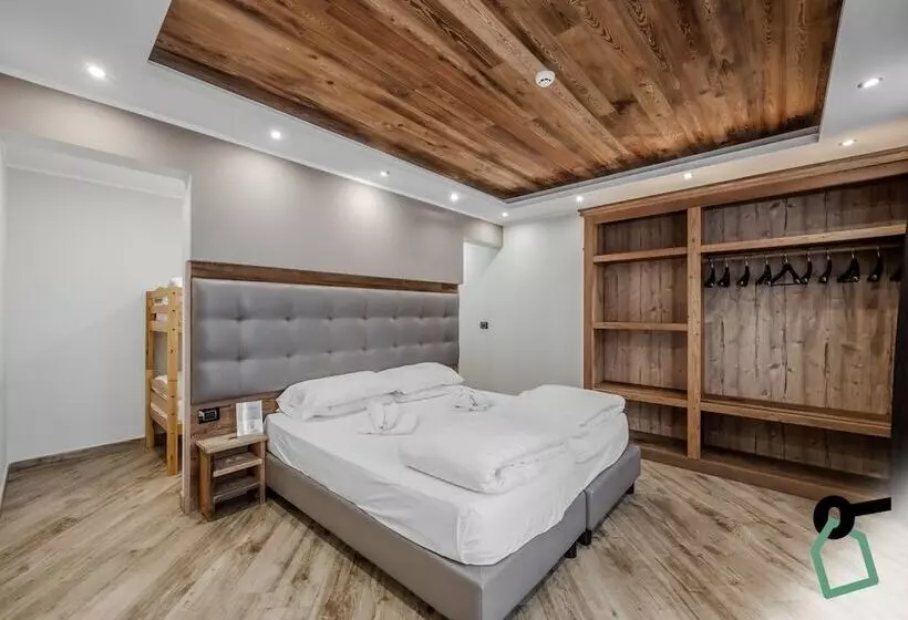 Hotelli Hotiday Room Collection   Sauze Assietta