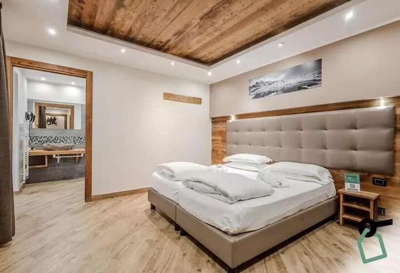 Hotelli Hotiday Room Collection   Sauze Assietta