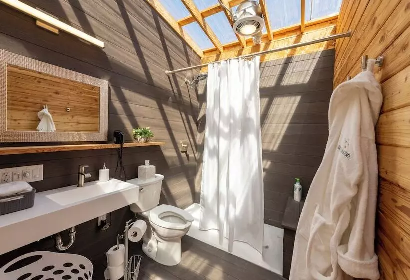 Hotelli Naturluxe & Stars