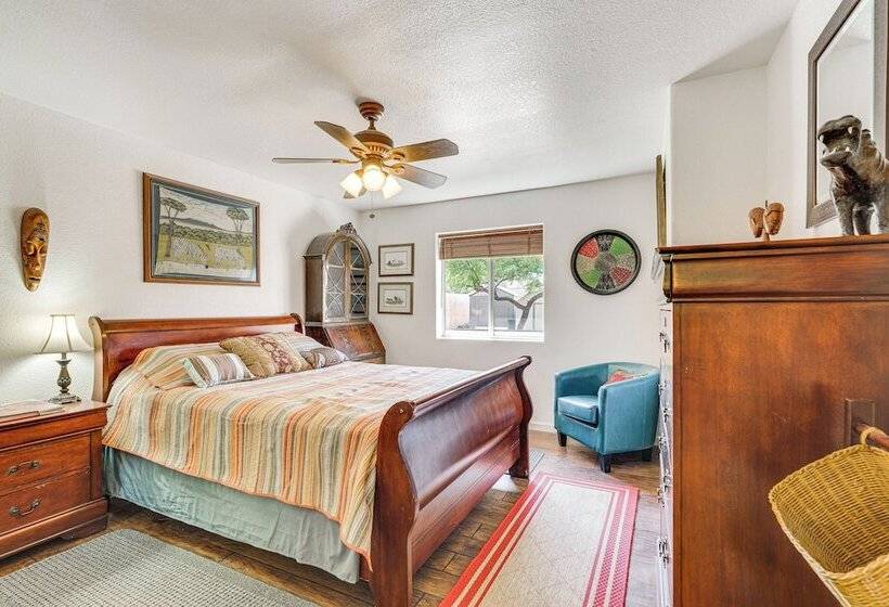 Lake Havasu Home W/ Hot Tub, Grill & Fire Pit!