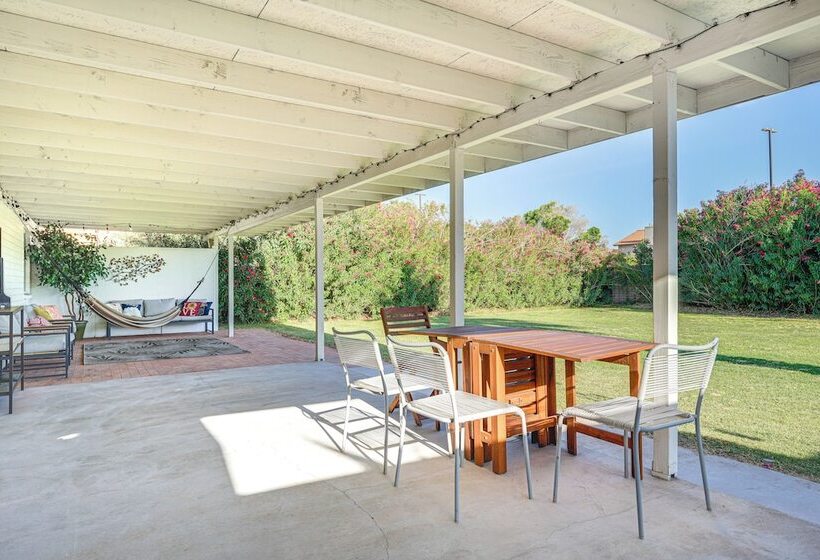 Mesa Home W/ Community Pools: Pets Welcome!