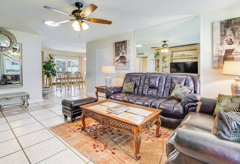 Mesa Home W/ Community Pools: Pets Welcome!