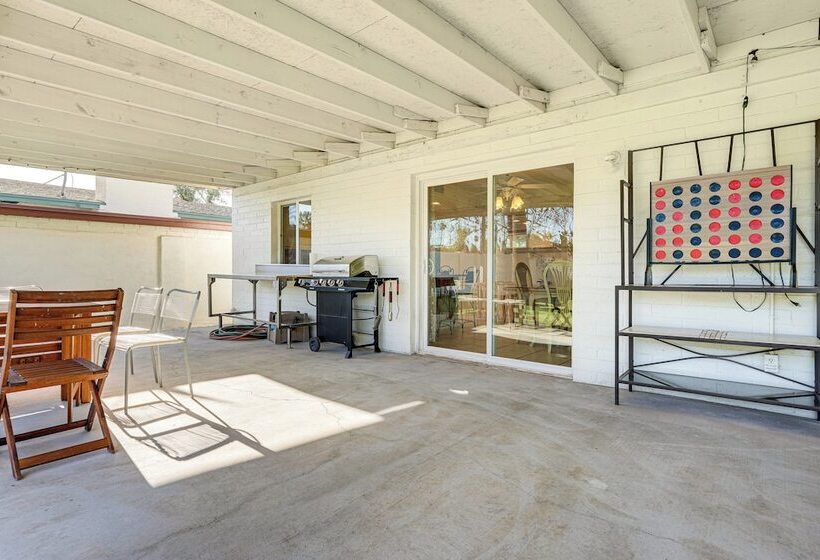 Mesa Home W/ Community Pools: Pets Welcome!