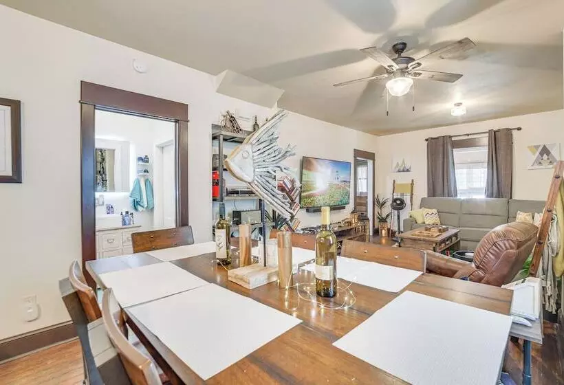 Modern Casselton Vacation Rental: 22 Mi To Fargo!