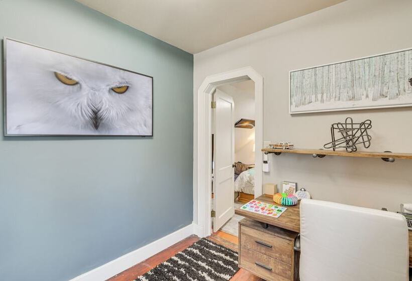 Modern Casselton Vacation Rental: 22 Mi To Fargo!