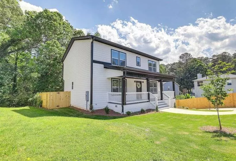 Modern Decatur Gem W/ Deck, 10 Mi To Atlanta
