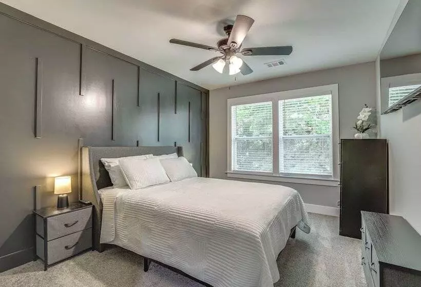 Modern Decatur Gem W/ Deck, 10 Mi To Atlanta