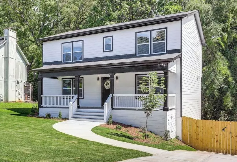 Modern Decatur Gem W/ Deck, 10 Mi To Atlanta