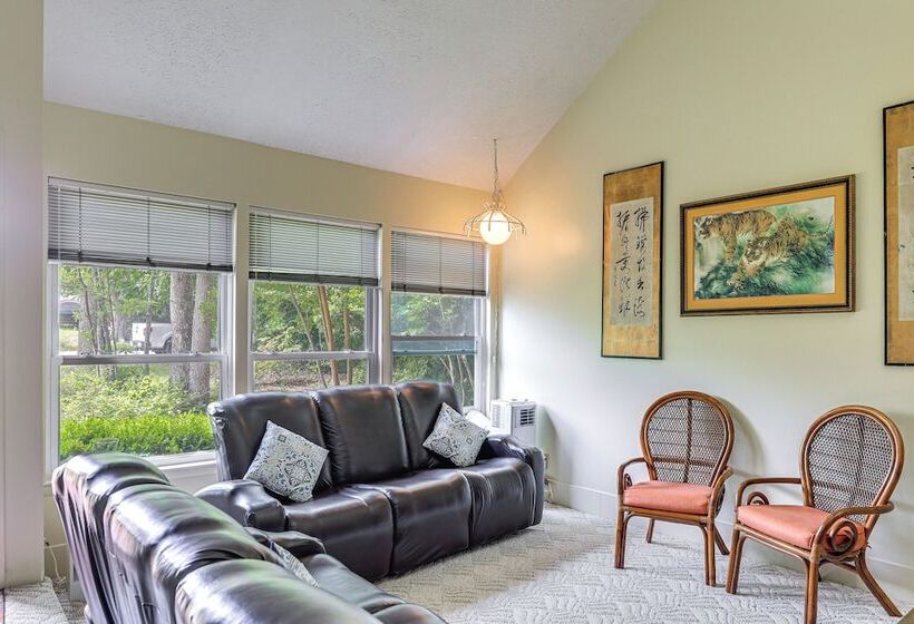 Morehead City Home ~ Walk To Beach Park!