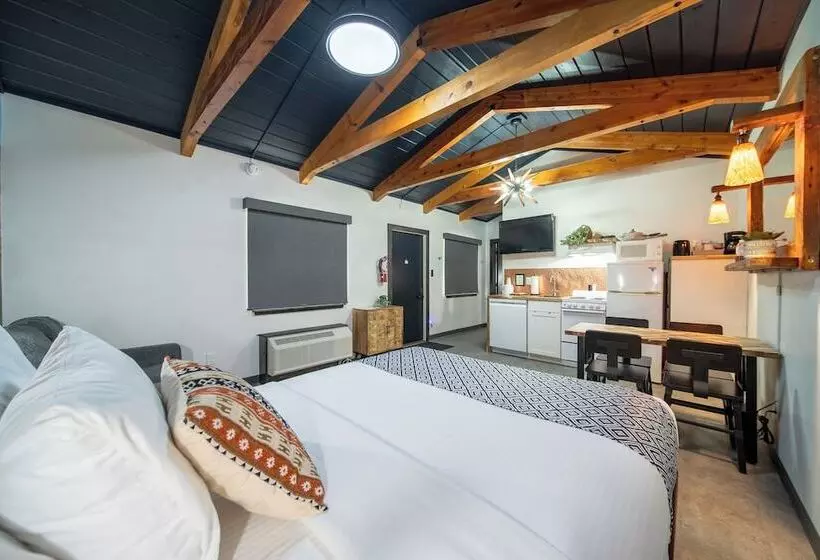 モーテル Hansen Inn And Cabins