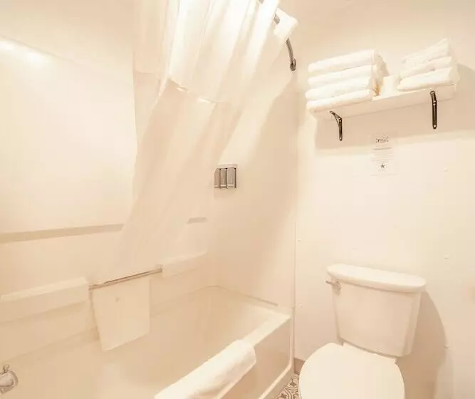 モーテル Hansen Inn And Cabins