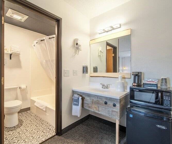 فندق على الطريق Hansen Inn And Cabins