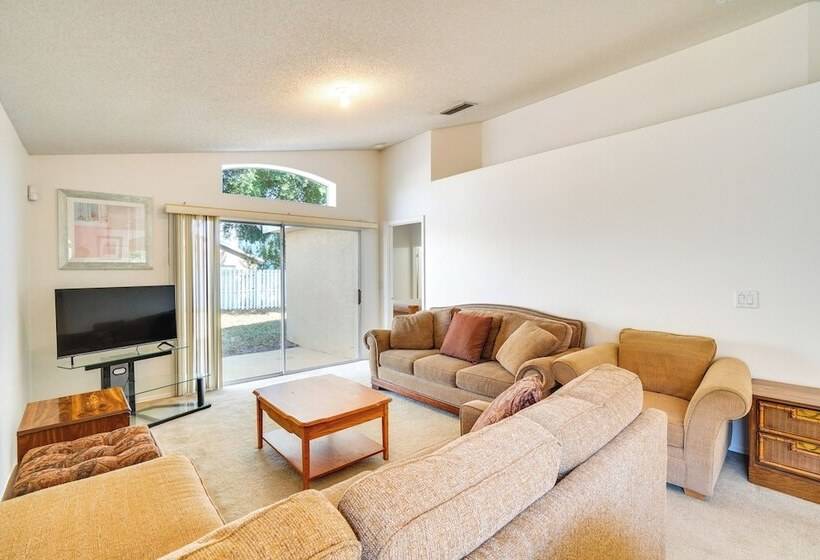 Close To Attraction: Home In Orlando