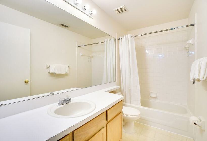 Close To Attraction: Home In Orlando