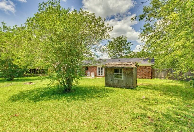 Pace Family Home: 1 Mi To Beach & Park!