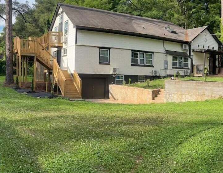 פנסיון Alecia B&b Two