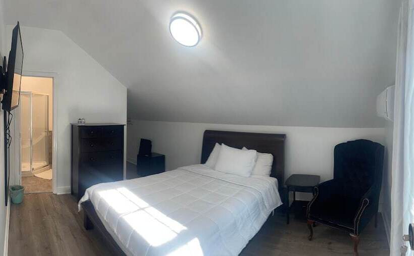 פנסיון Alecia B&b Two