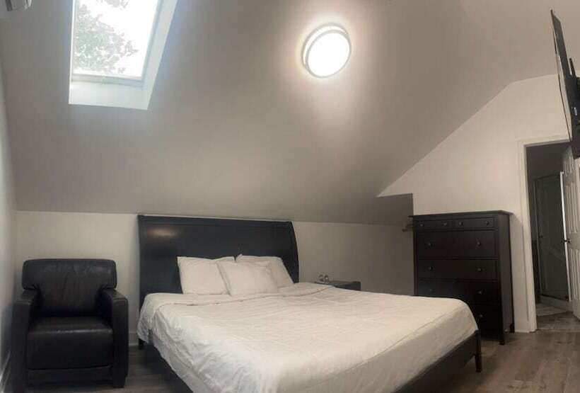 פנסיון Alecia B&b Two