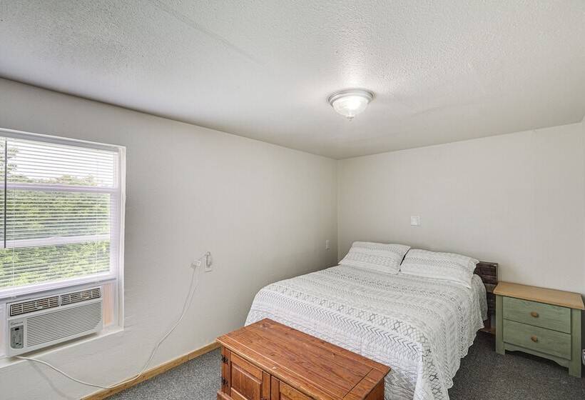 Fire Pit & Grill: Pet Friendly Lake Ozark Cabin!