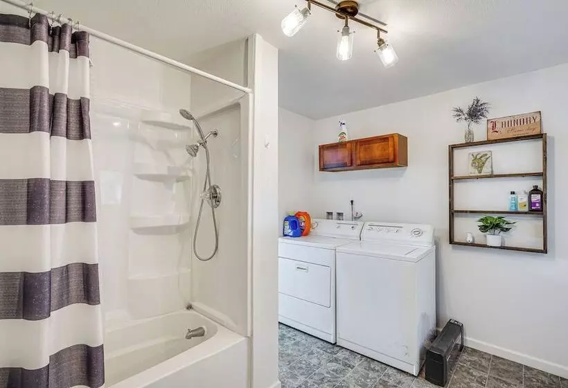Fire Pit & Grill: Pet Friendly Lake Ozark Cabin!