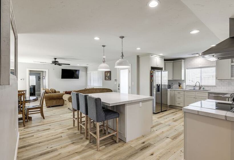 Quaint Hughson Vacation Rental, Walk To Downtown!