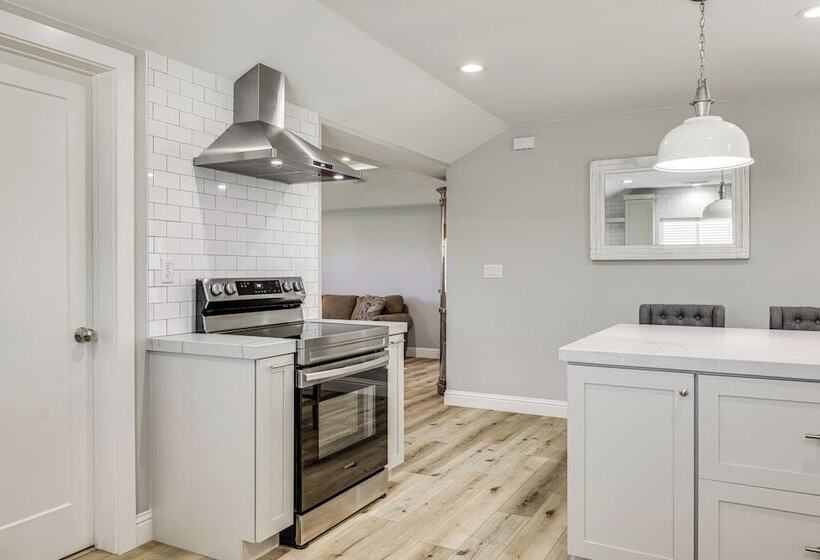 Quaint Hughson Vacation Rental, Walk To Downtown!