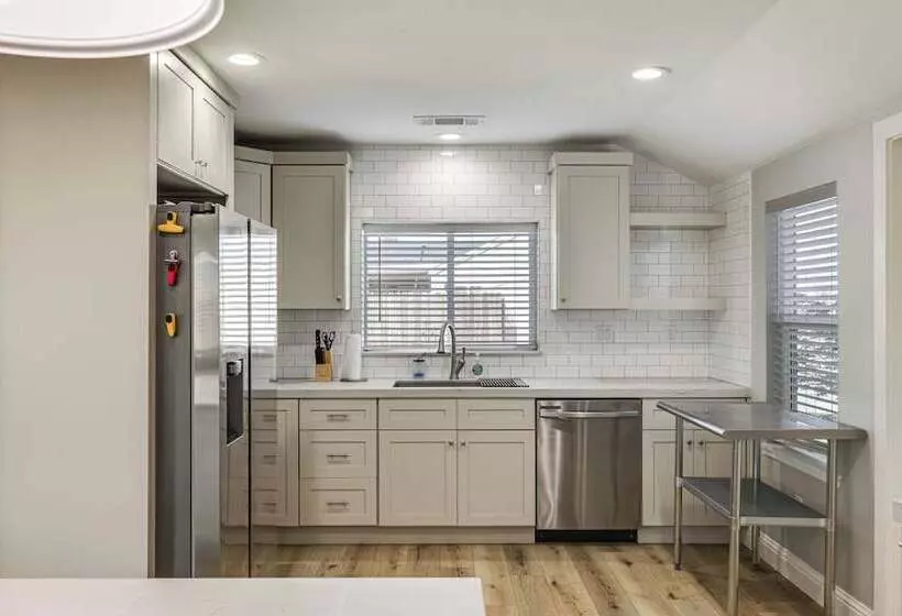 Quaint Hughson Vacation Rental, Walk To Downtown!