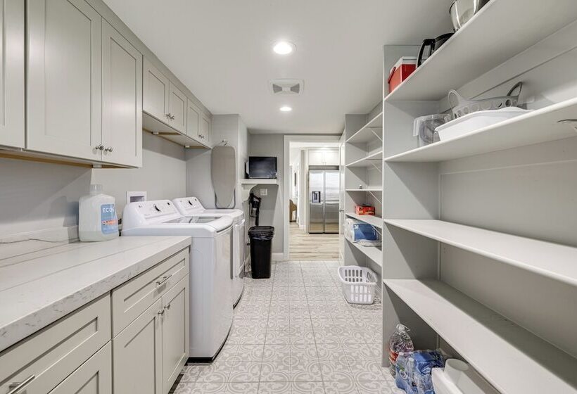 Quaint Hughson Vacation Rental, Walk To Downtown!