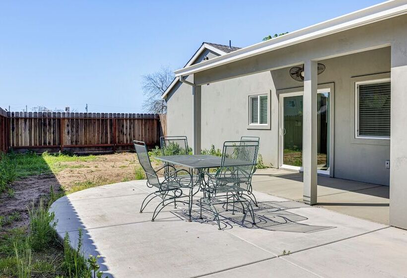 Quaint Hughson Vacation Rental, Walk To Downtown!