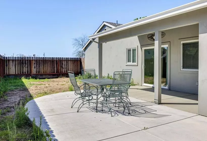 Quaint Hughson Vacation Rental, Walk To Downtown!