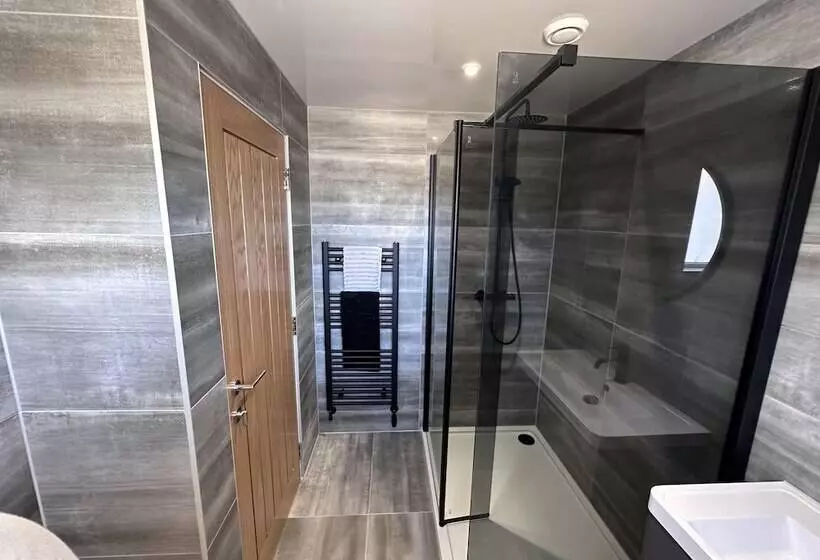 اقامتگاه Beautiful Hidden Hideout   Centre Of St Andrews