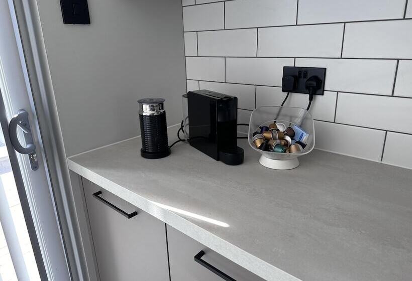 اقامتگاه Beautiful Hidden Hideout   Centre Of St Andrews