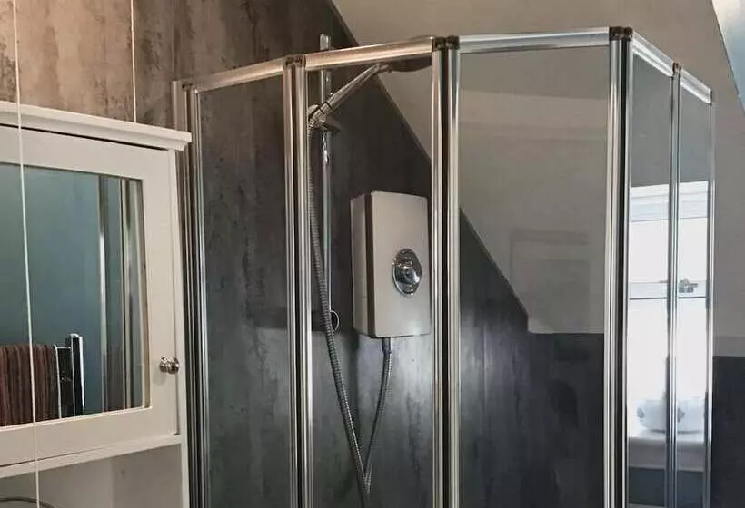 Residenssi Colbost/3bedcottage/woodburner/greatwalks