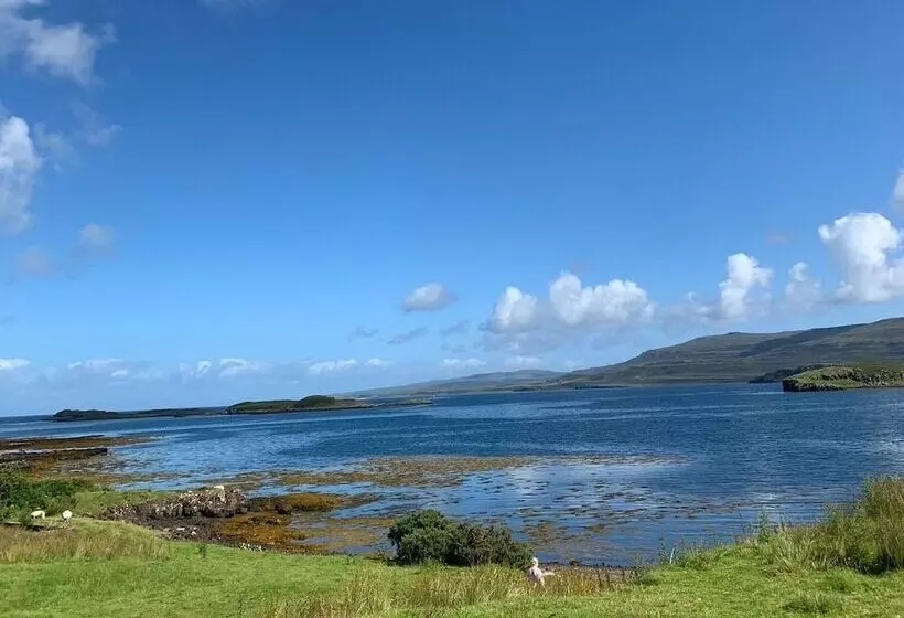 Residenssi Colbost/3bedcottage/woodburner/greatwalks