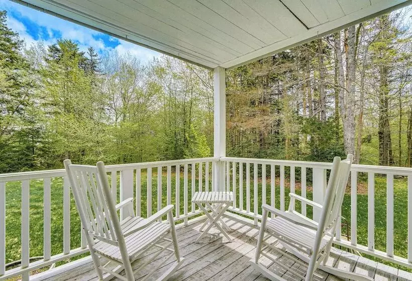4 Mi To Lake Raponda! Secluded Family Cottage