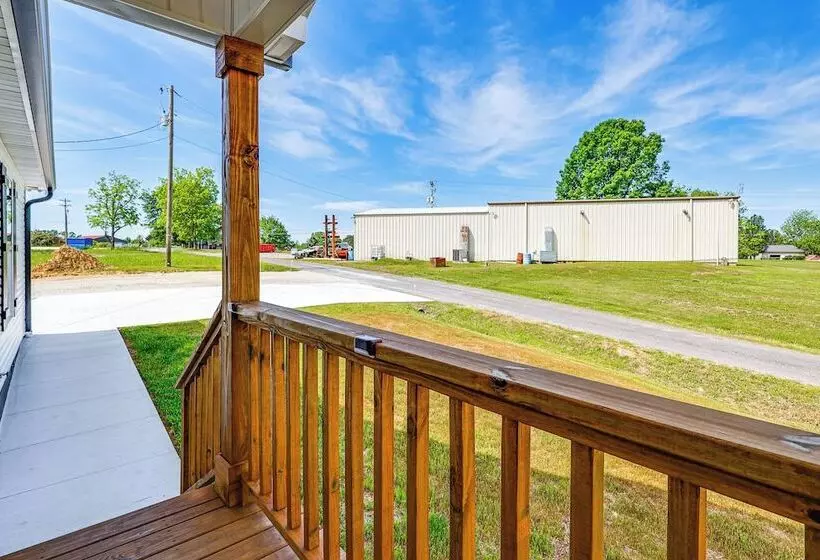 Secluded Guntersville Home Near Lake & Marinas!