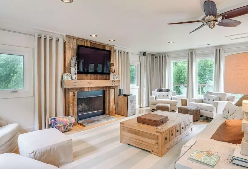 Silver Point Home ~ 1/2 Mi To Center Hill Lake!