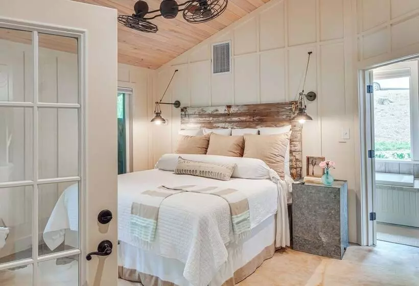 Silver Point Home ~ 1/2 Mi To Center Hill Lake!