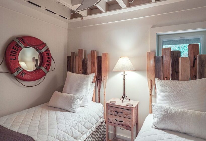 Silver Point Home ~ 1/2 Mi To Center Hill Lake!