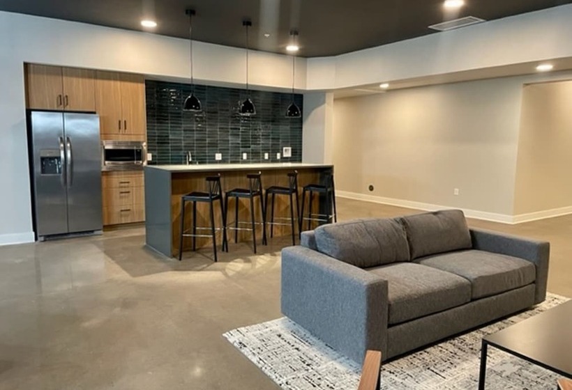 Barsala At The Monroe Apartments