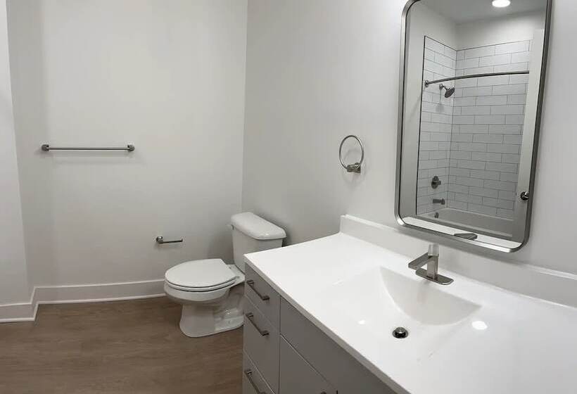 Barsala At The Monroe Apartments